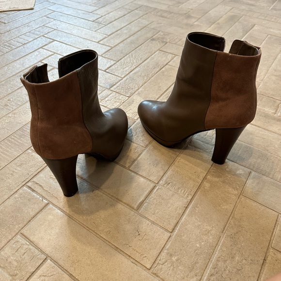 Elaine Turner Brown Leather Suede Boots EUC Sz 8 - Picture 9 of 9